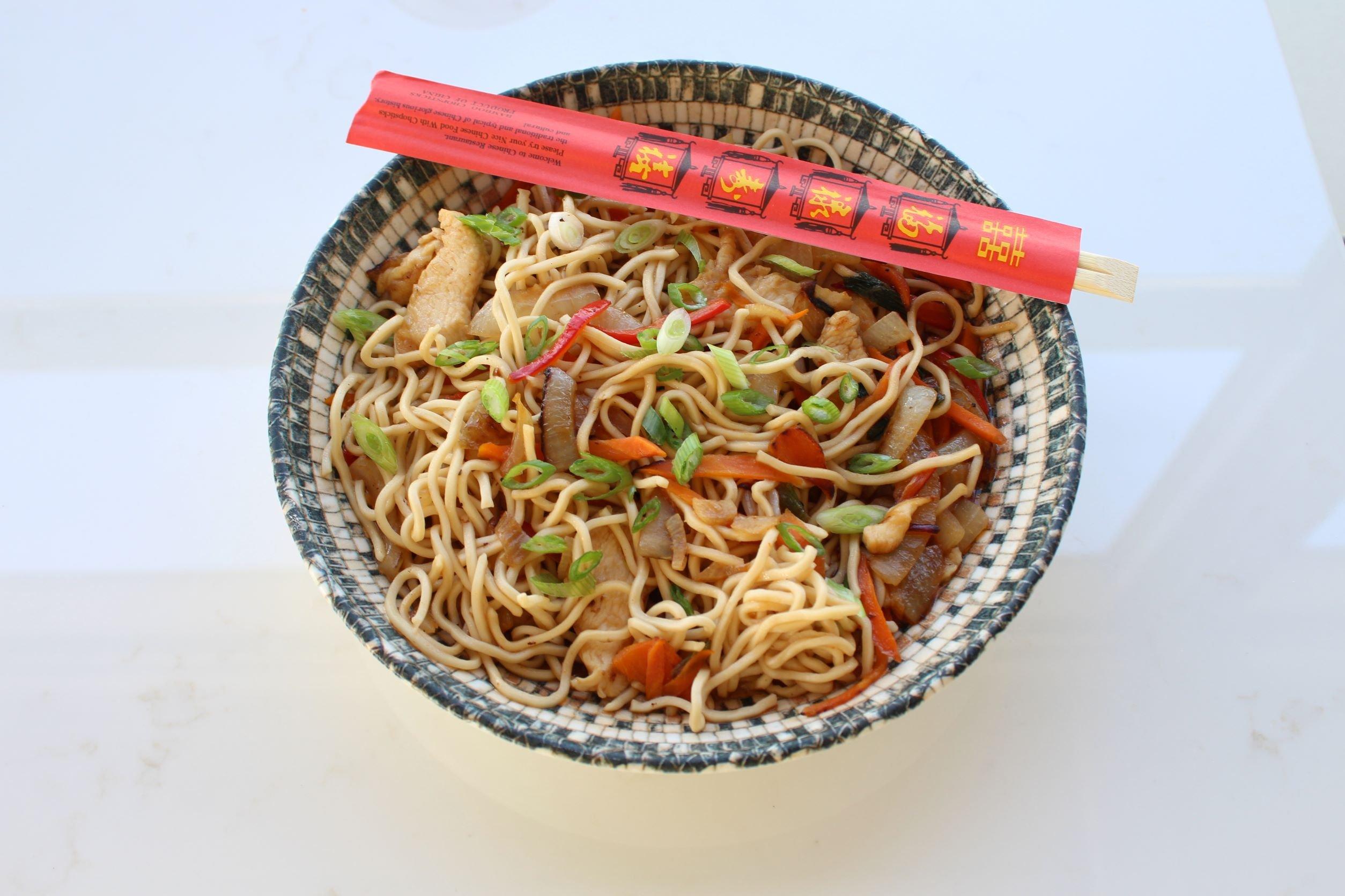 Tavuklu  Noodle 